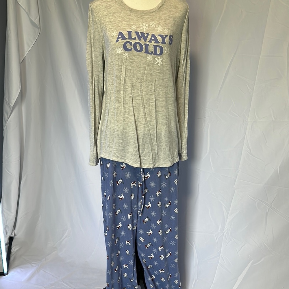 Maurices Women’s Gray and Blue Pajama Set Soft and Cozy
